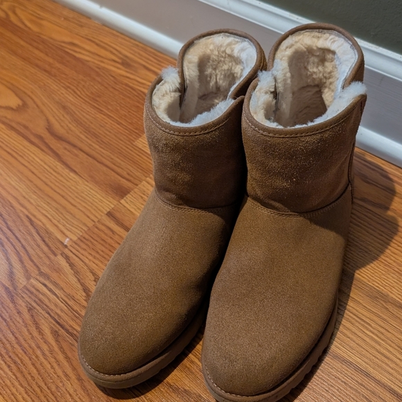 UGG Cory II Women's Suede & Sheepskin Winter Ankle Boots in Chestnut - Picture 5 of 12